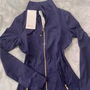 lululemon athletica Women's Deep Blue Utility Jacket! AFFORDABLE & FAST SHIPPING